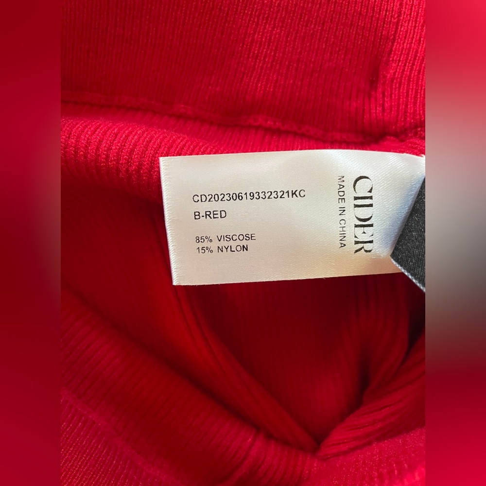 Red Button-Front Ribbed Midi Skirt - Picture 8 of 8